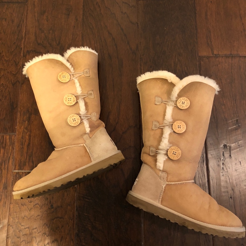 Ugg Bailey Boots